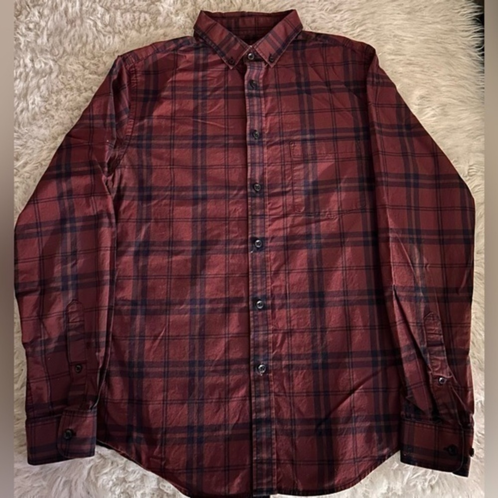 Goodfellow & Co. (Target) men’s Long Sleeve Button-Down Shirt, Size M